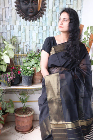 Saree - Maheshwari Silk Cotton with Zari intricate Golden Border - Midnight Dreams - Indian Sari/Indian Dress/Fabric Yard
