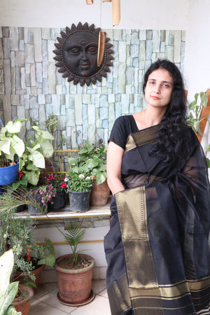 Saree - Maheshwari Silk Cotton with Zari intricate Golden Border - Midnight Dreams - Indian Sari/Indian Dress/Fabric Yard