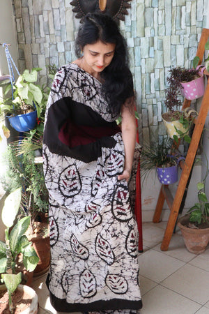 Saree - Handblock Printed Cotton Muslin  Saree - Wine - Leafy Love