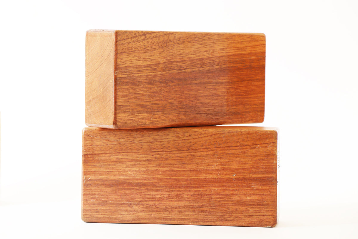 Yoga/Exercise/Fitness Blocks - Set of Two Yoga Blocks with Carrying Bag - Option to Choose - Wood OR Cork
